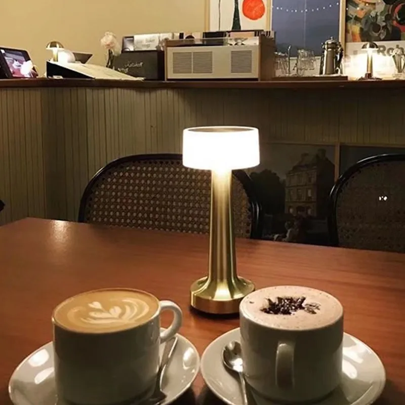 Lampada da tavolo a LED da tavolo a luce notturna da Bar retrò sensore di tocco ricaricabile ristorante Wireless caffè soggiorno Decor illuminazione nuovo