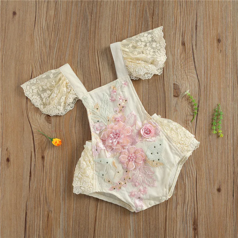 Bebê recém-nascido Meninas Crochet Lace Romper, Criança Voar Manga, Colarinho Quadrado, Tie-Up Playsuit, Macacão Bordado Floral, 0-24M, Verão