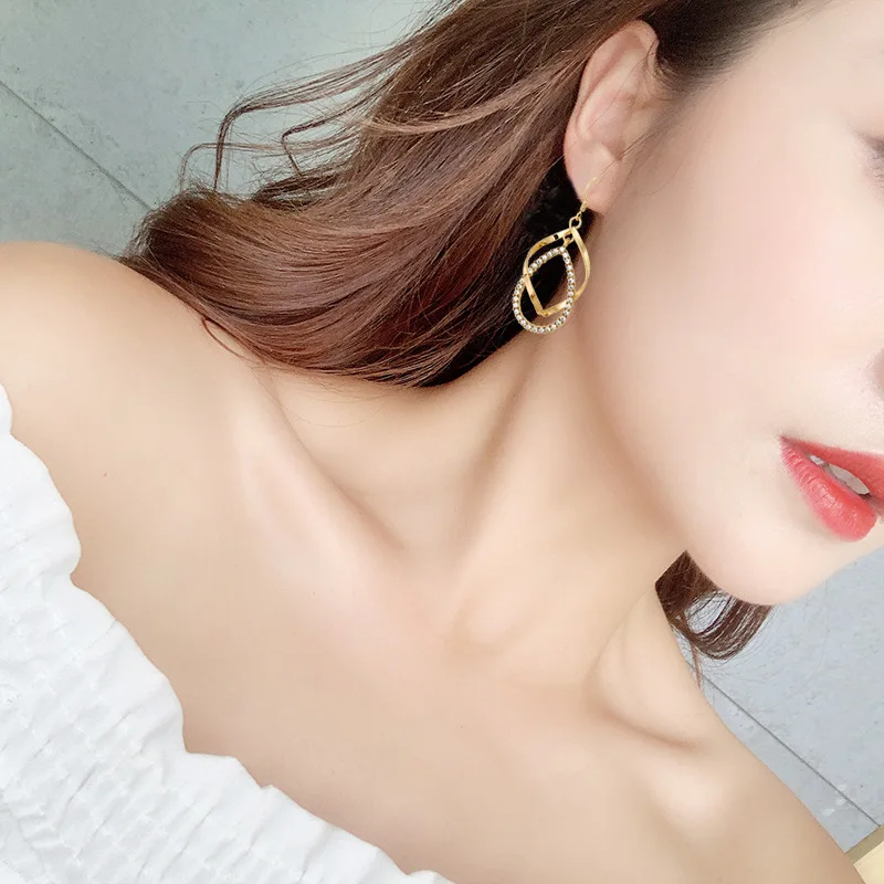 2025 Fashion New Temperament Earrings Summer Popular Net Red Temperament Wild Super Fairy Crystal Exaggerated Earrings Sale