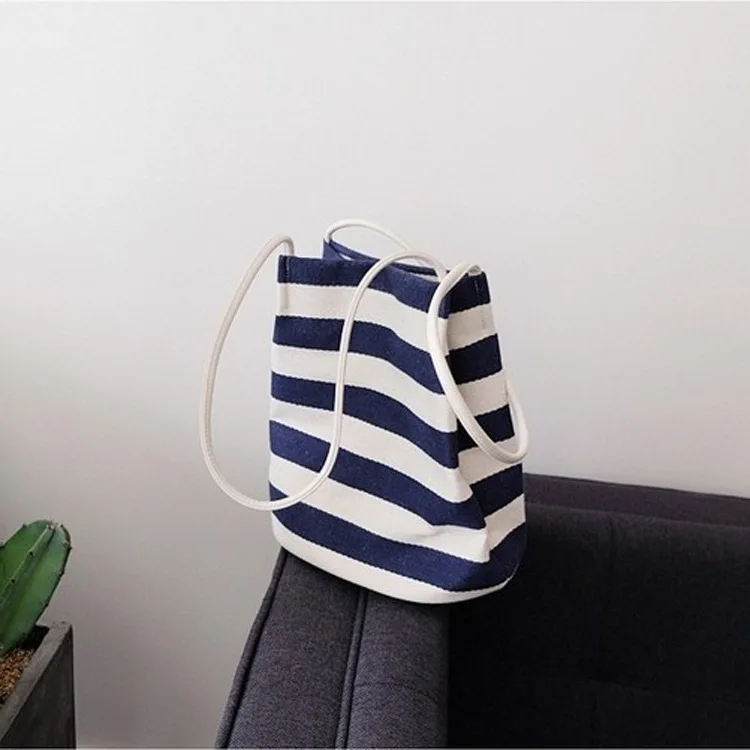 

women bag Korean Canvas Bucket Casual Striped Hasp vintage Simple style High-capacity handbag shopping bag Travel Bag