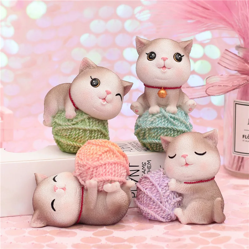 Miniature Kitty Series Cute Cats Figure Car Ornaments Resin Cafts Luxury Kitten Figurines Wedding Xmas Gifts Home Decoration