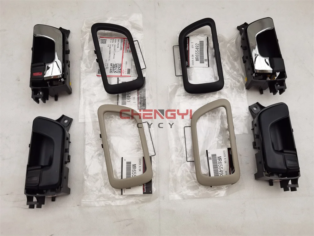 

Door Inner Handle Frame For Mitsubishi Pajero Montero V77W V73W V63W V87W V93W V97W MR655491 MR655492 5716A083 5715A084