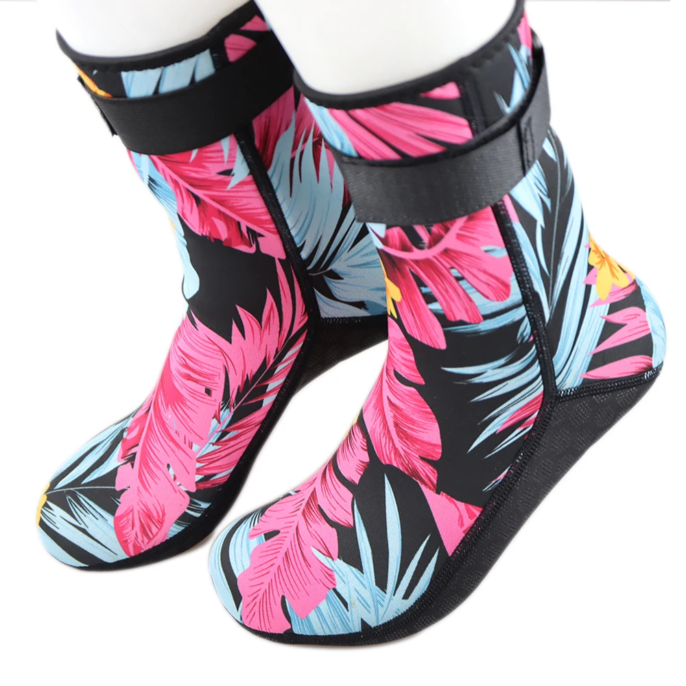 Women's 3MM Neoprene Printed Diving Socks Fashion Winter Free Warm Hexagonal Non-slip Scuba dive Swim Surf Equipment Long Socks