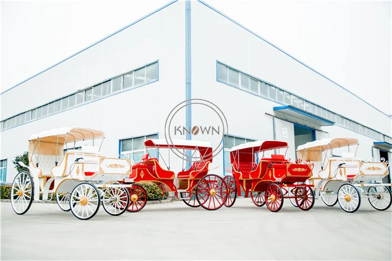 Luxury Horse Cart Four Wheels Sightseeing Electric Royal Horse Carriage For Sale Can Customized Color And Logo