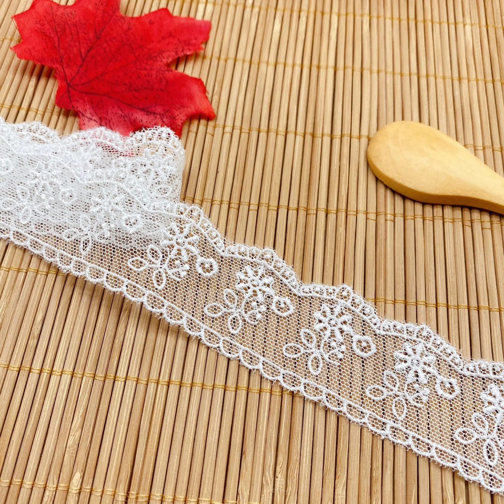 5Yards Bilateral White Mesh 3.4cm Width Embroideried Flower Tulle Lace Fabric DIY Baby Clothing Accessories Garment Accessories