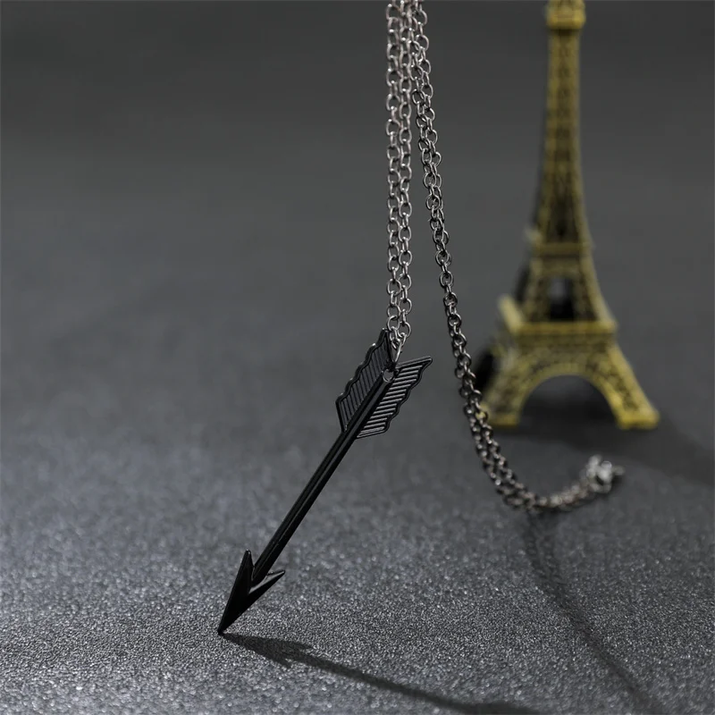 New Men Women Punk Arrow Necklace Black Chain Arrow Pendant Fashion Jewelry Simple Necklaces Accessories Gifts