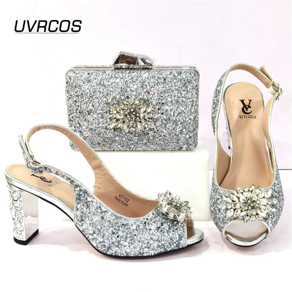 Nigerian Fashion New Arrival Italian Design Crystal and Appliques Decoration Style Women Shoes and Bag Set in Gold Color Sweet