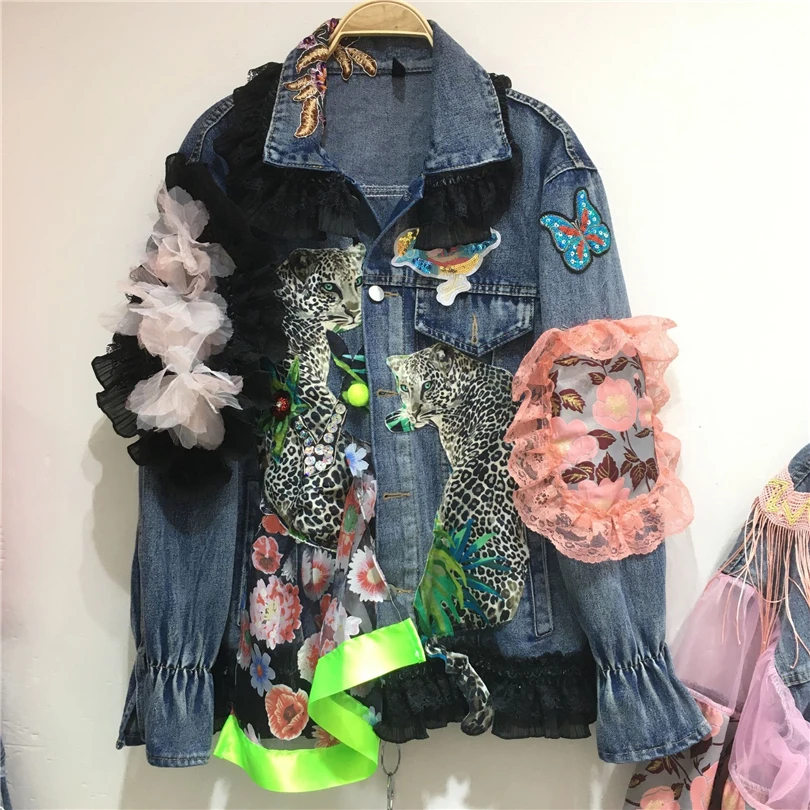 

Spring 2023 new fashion hipster denim jacket for women animal pattern stitching lace 3D flowers irregular jean coat streetwear