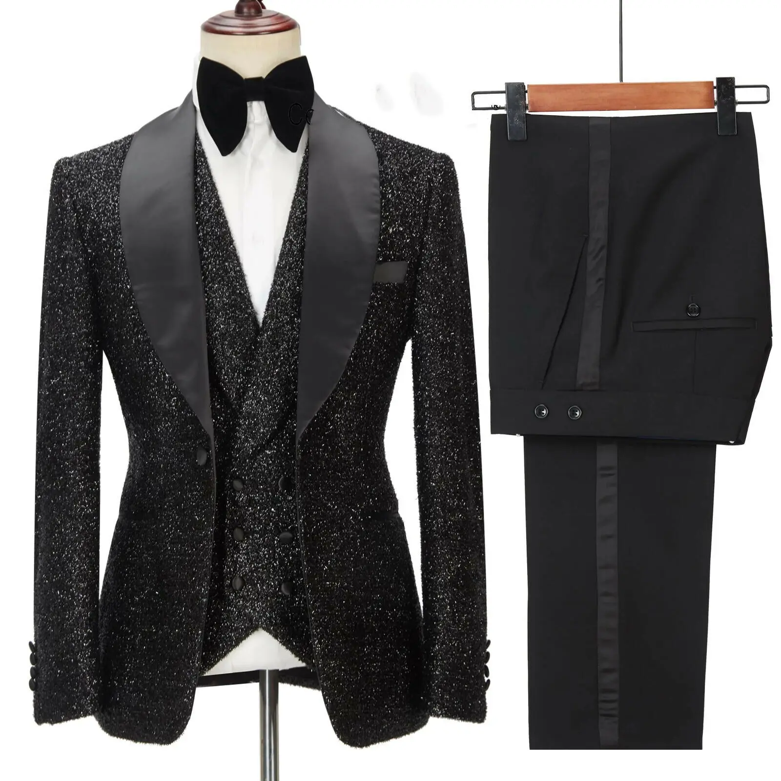 Classic Wedding Tuxedos Suits Slim Fit Pakken Voor Mannen Jas Broek Vest Smoking Blazers Wedding Party Zanger Bruidegom 3 Stuks