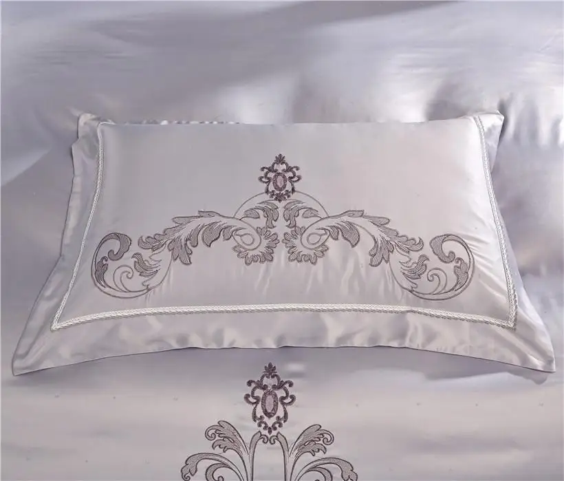 38Silver Cotton Chinese Embroidery Bedding Sets Queen King size Luxury Red Wedding Duvet cover Bed sheet/linen set Pillowcase