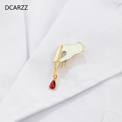 DCARZZ medicina spilla infermiera Pin smalto bianco placcato guanti siringa medico classico gioielli Pin s metallo donna regalo