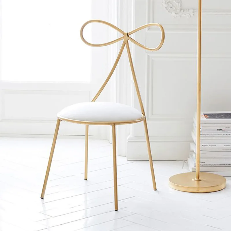 

Quality Metal Chair Fashion Nordic Bar Leisure Stool Modern Make Up Chair Dining Chair with Bow Shape Backrest with Foam Sponge