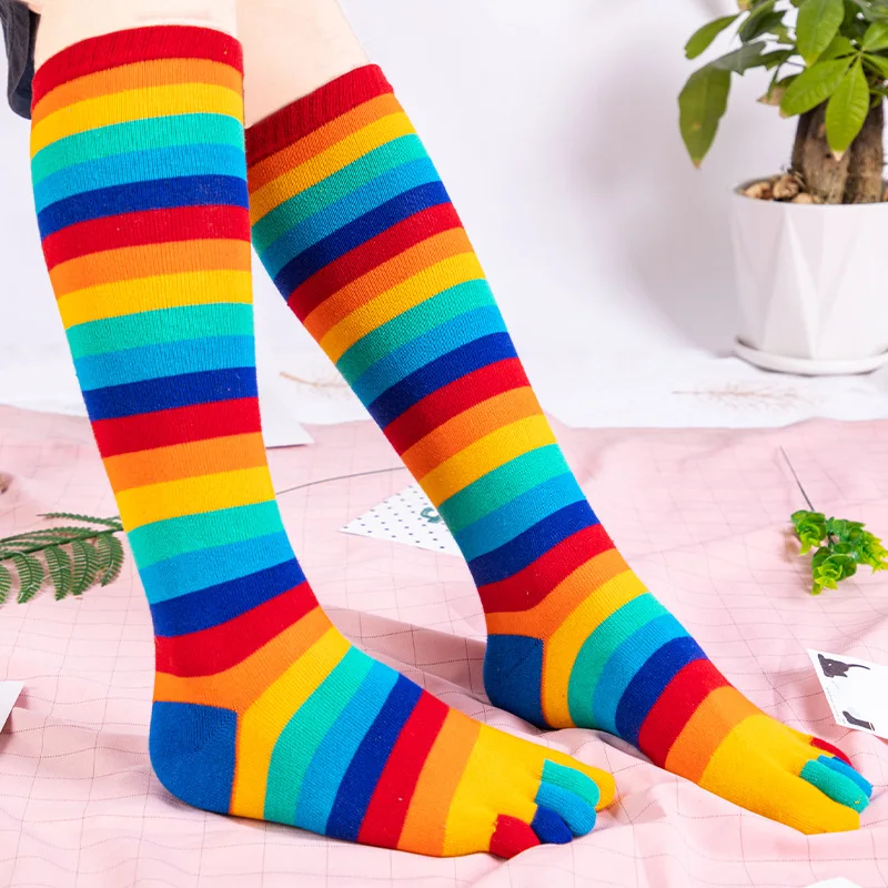 Bunte Wadensocken, lange Zehensocken, modische Regenbogen-Streifen-Kleeblatt-Print Happy Sock für Damen und Mädchen, Fünf-Finger-Baumwollsocken, Geschenk – Detail 9