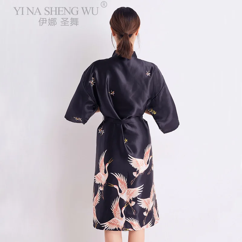 Japanese Style Long Bathrobe Women Wedding Bridesmaid Robe Nightgown Sleepwear Printed Crane Half Sleeve New Kimono Gown Vintage