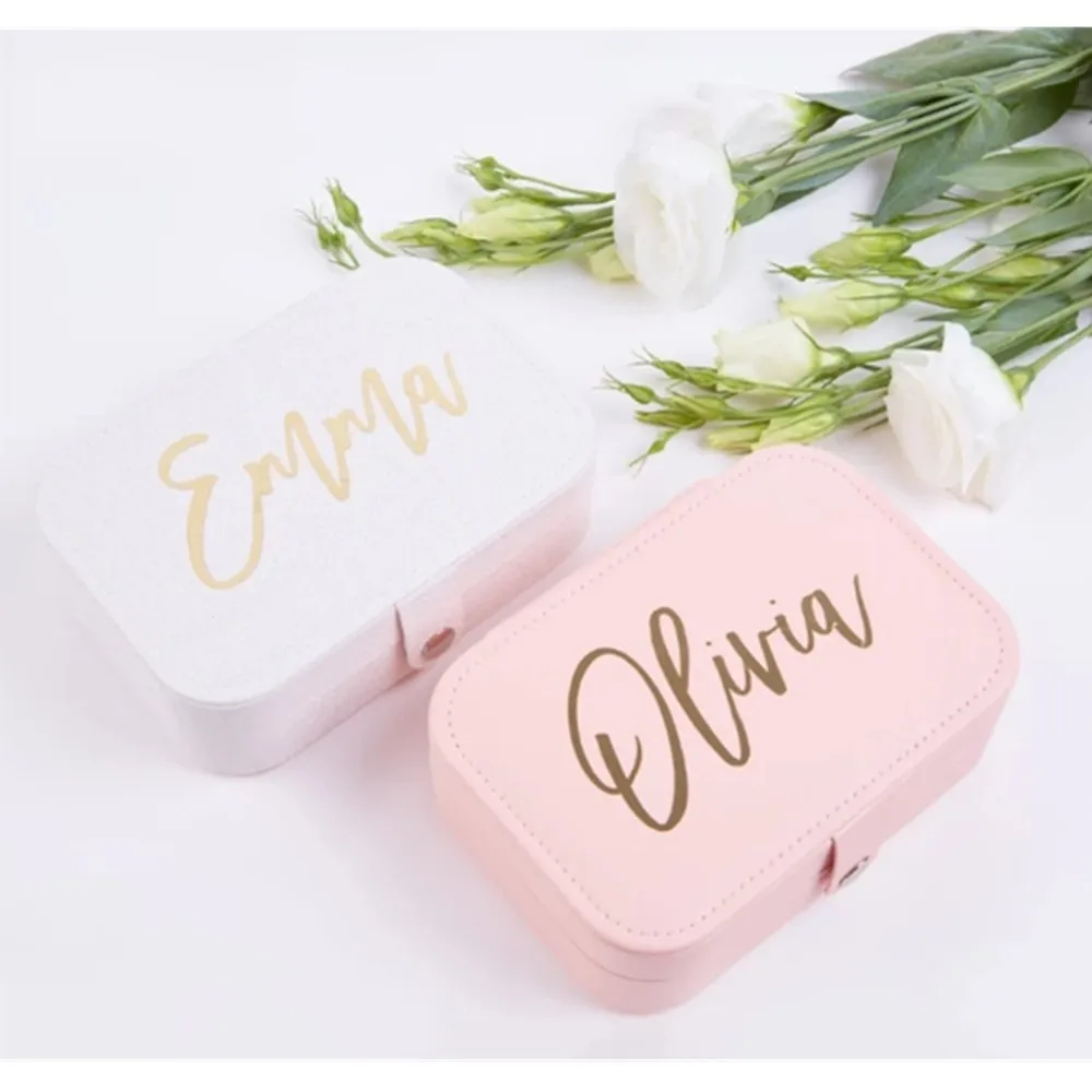 Custom Travel Jewelry Box, Bridesmaid Birthday Gift, Personalized Bride Travel Case, Graduation Gift, Earring Organizer Box