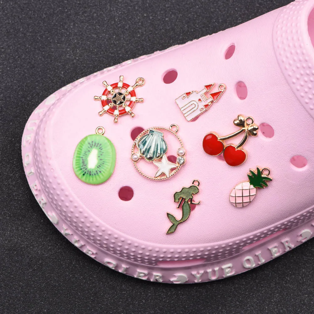 

Cartoon Fruit Cherry Kiwifruit Shoes Charms Bling Flower Unicorn Fish Bone Shoe Decorations Mermaid Astronaut Rocket Clog Charms