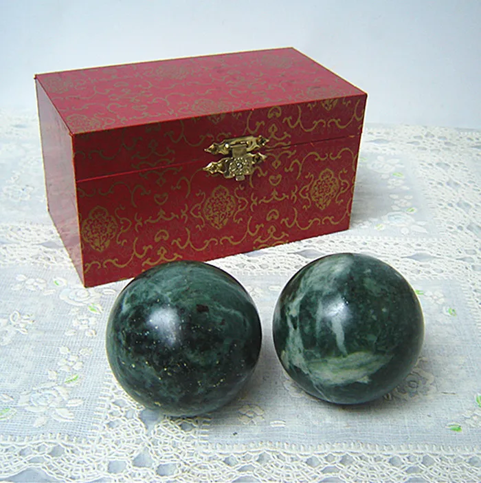 

Green Jade Natural Stone Massage Ball 50mm Exercise Meditation Stress Relief RSI Handball Fitness gym Ball Health Care Gift box