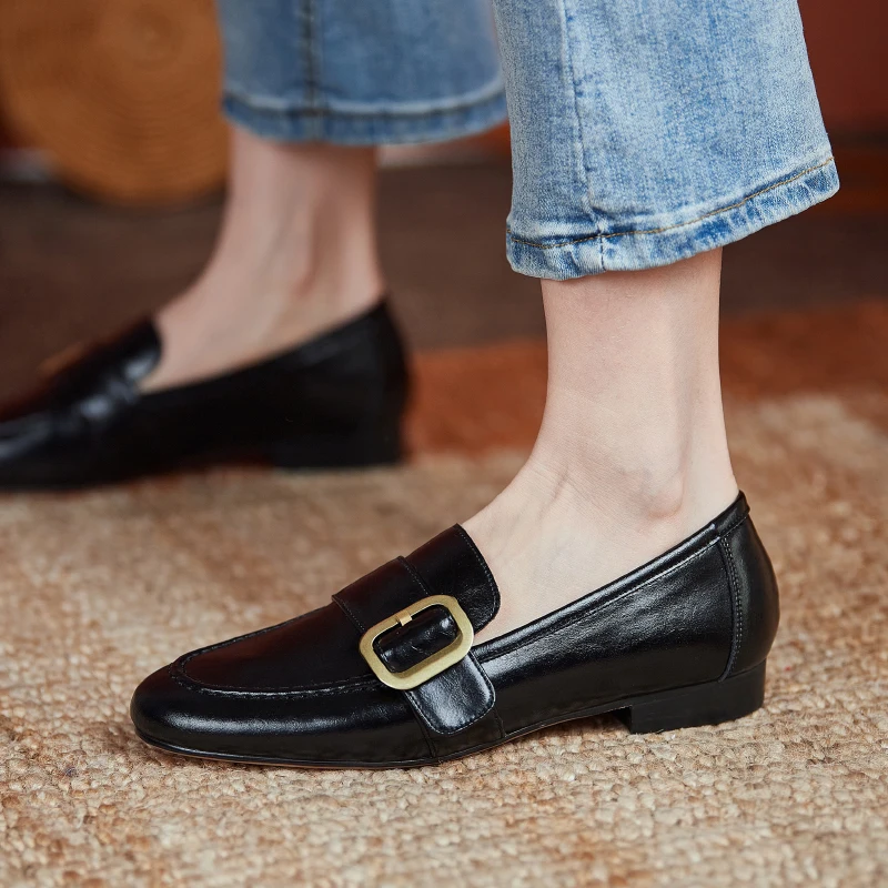 

Female Flat Shoes Simple Design with Metal Buckle Casual Mocasines luxe Loafers for Women Women's Loafers Split Leather