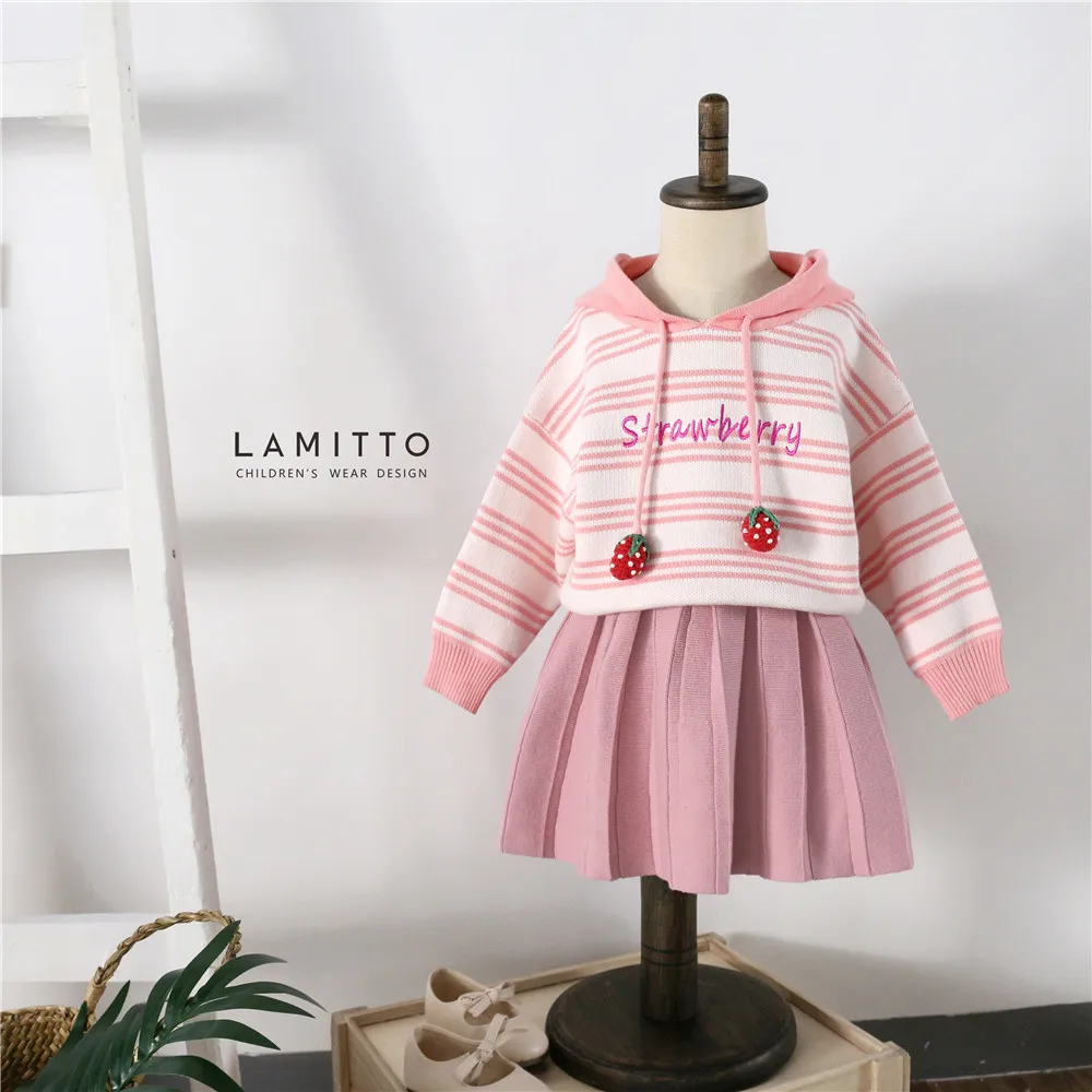 

Tonytaobaby Autumn and Winter Wear New Children's Clothing Sweet Strawberry Cotton Knit Suit Skirt Toddler Girl Clothes