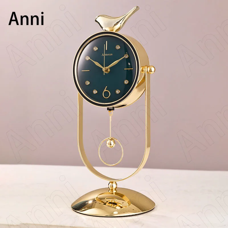 

Creativity Vertical Metal Desk Clock European Modern Golden Bird Decorative Table Clocks Luxury Living Room Desktop Ornaments