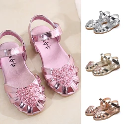 Estate moda bambini ragazze scarpe suola morbida sandali scarpe da principessa bambino paillettes cuore sandali scarpe