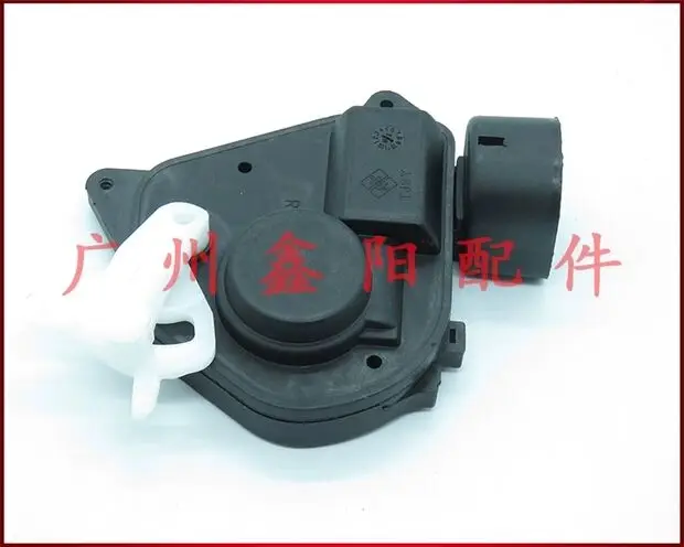 مناسبة لمحرك قفل التحكم المركزي BYD F3 سدادة الباب الأمامي والخلفي F3R G3 L3 محرك قفل الباب