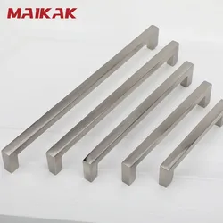 MAIKAK maniglie per mobili maniglie per porte da cucina manopole per cassetti maniglie per porte per guardaroba in lega di alluminio ferramenta in stile moderno spazzolato