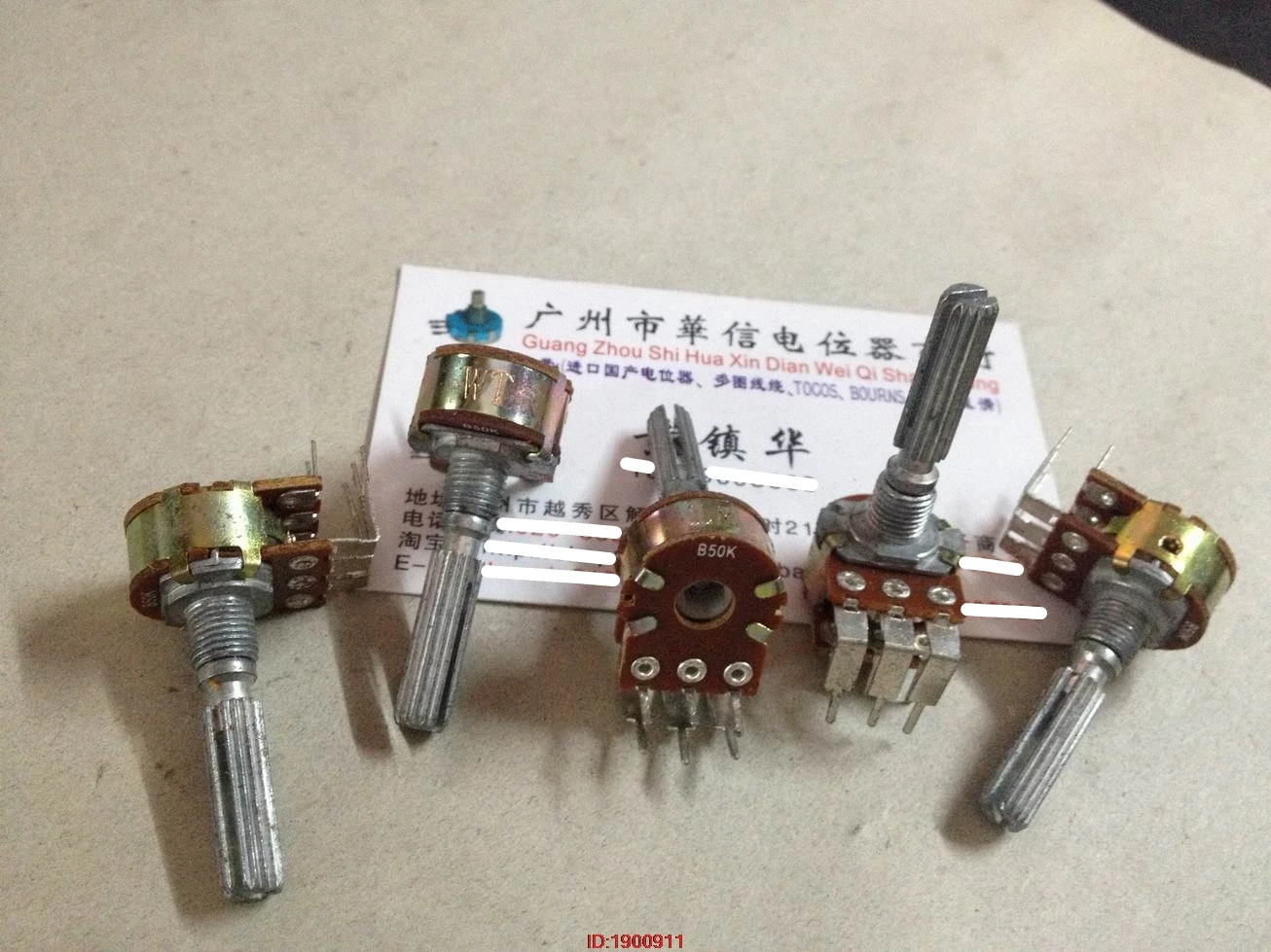 

5pcs/lot 148-type double crooked feet potentiometer B50K handle length 30MM flowers