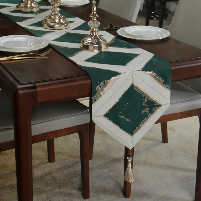 European Light Luxury Grid Table Runners Jacquard Tassels Rectangular Table Cloth Throw Runners Dining Table Shoe Cabinet Covers