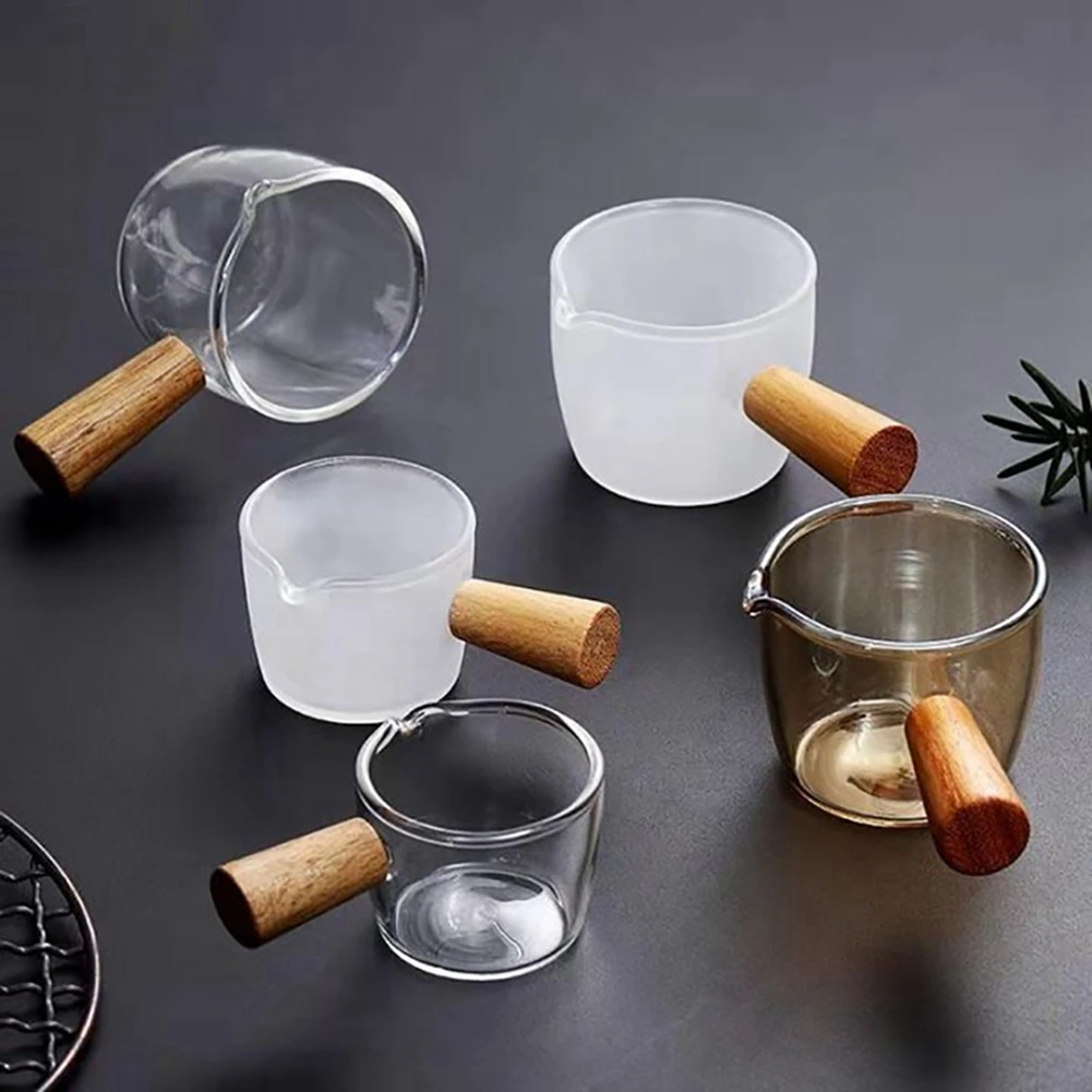 Single Spout Espresso Shot Glass Wood Handle Espresso Measuring Glass 100ml Carafe Shot Glass Measuring Cup Mini Milk Glass Cup