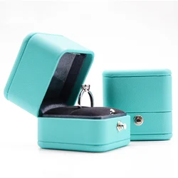 New Romantic Blue Leather Jewelry Display Ring Box supporto per ciondolo confezione regalo portaoggetti organizzatore di gioielli per matrimonio proponi