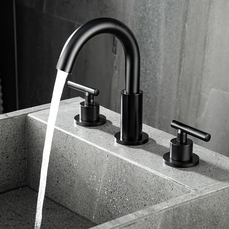 New design Luxury brass bathroom sink faucet two handle three holes basin mixer faucet Cold hot water faucet high quality faucet