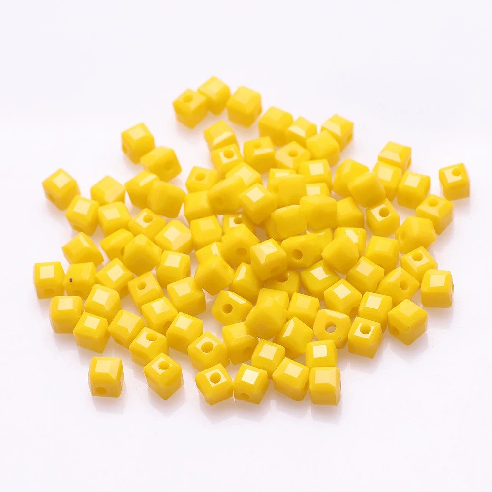 95Pcs/Lot 4mm Czech Glass Square Faceted Crystal Cube Loose Beads For DIY Making Jewelry Earings Necklace Needlework Accessories