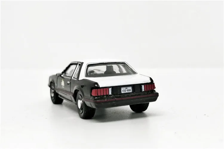 Greenlight 1:64 1982 Ford Mustang SSP TEXAS PUBLIC SEAFTY DEP Diecast Model Car Loose