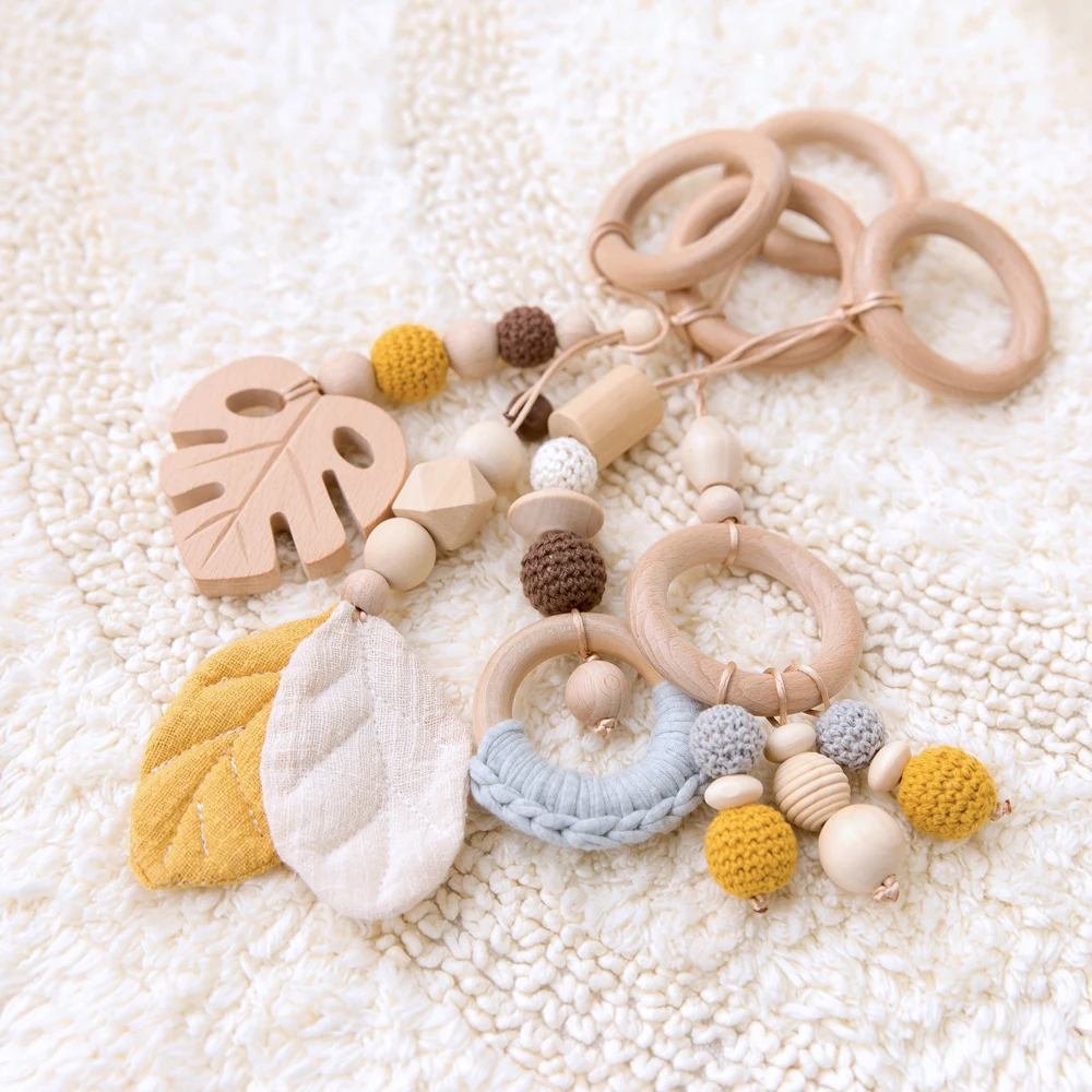 4pcs Baby Wooden Pendant Sensory Ring-Pull Beech Ring Wooden Teether Baby Play Gym BPA Free For Crib Rattle Pendant Toys Gifts