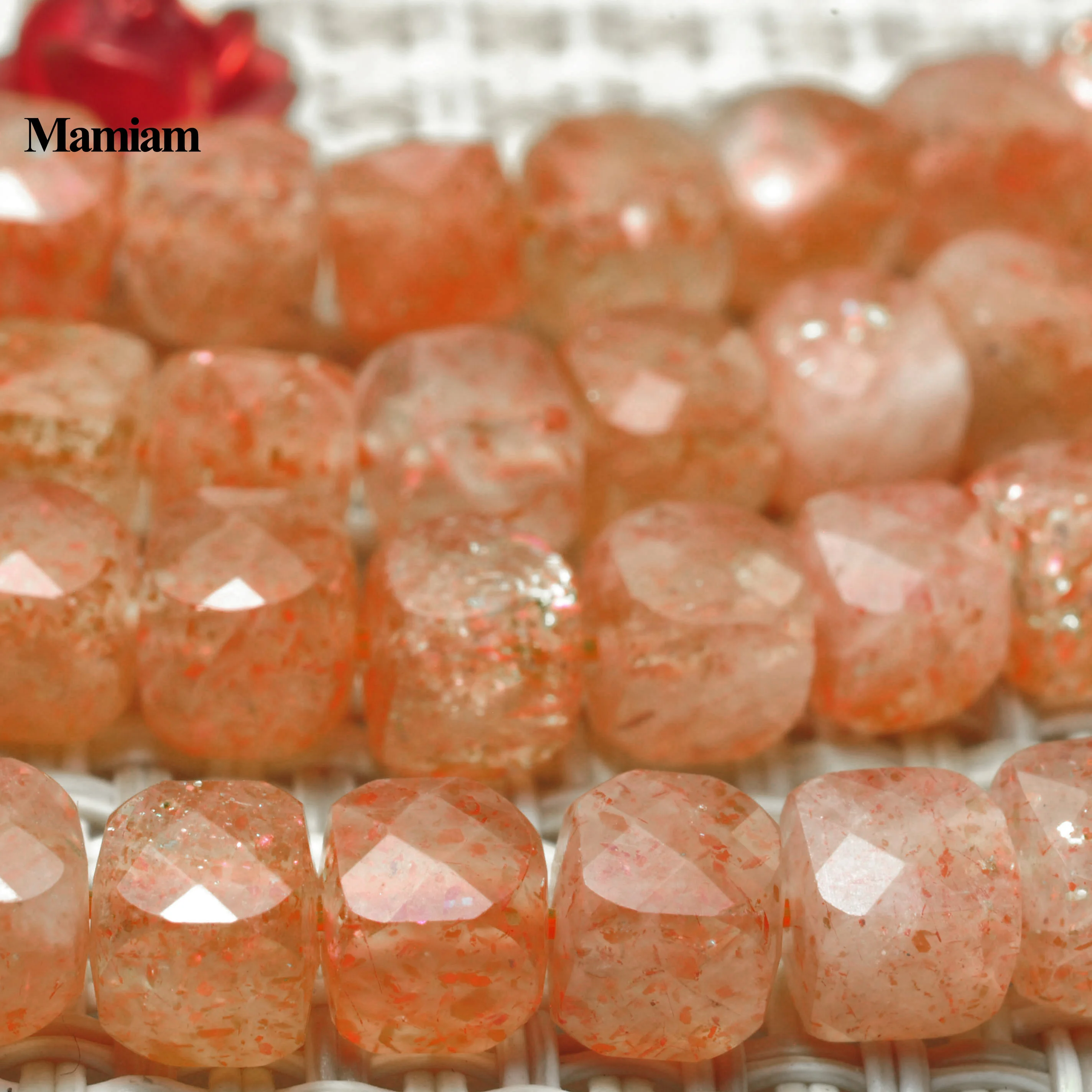 

Mamiam Natural A+ Golden Sunstone Faceted Square Beads 3.8+-0.2mm Loose Stone Diy Bracelet Necklace Jewelry Making Gift Design