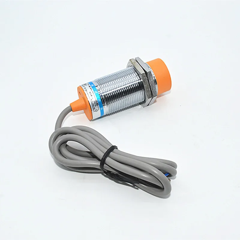 Capacitive Proximity Sensor LJC30A3-H-Z/โดย/AY // EZ/DZ DC6-36V/ PNP/NPN/ 3-ลวด NO 30มม.0-15มม.ระยะทางนักสืบ