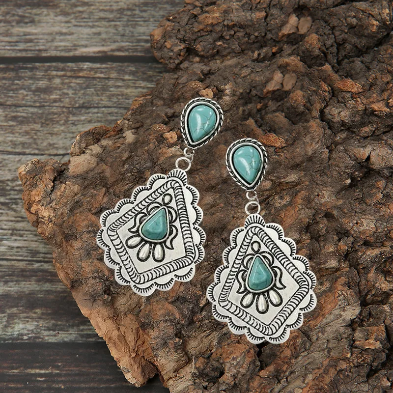 2021 Wholesale New Retro Diamond-shaped Turquoise Eyelash Earrings Personalized Bohemian Earrings Jewelry for Women