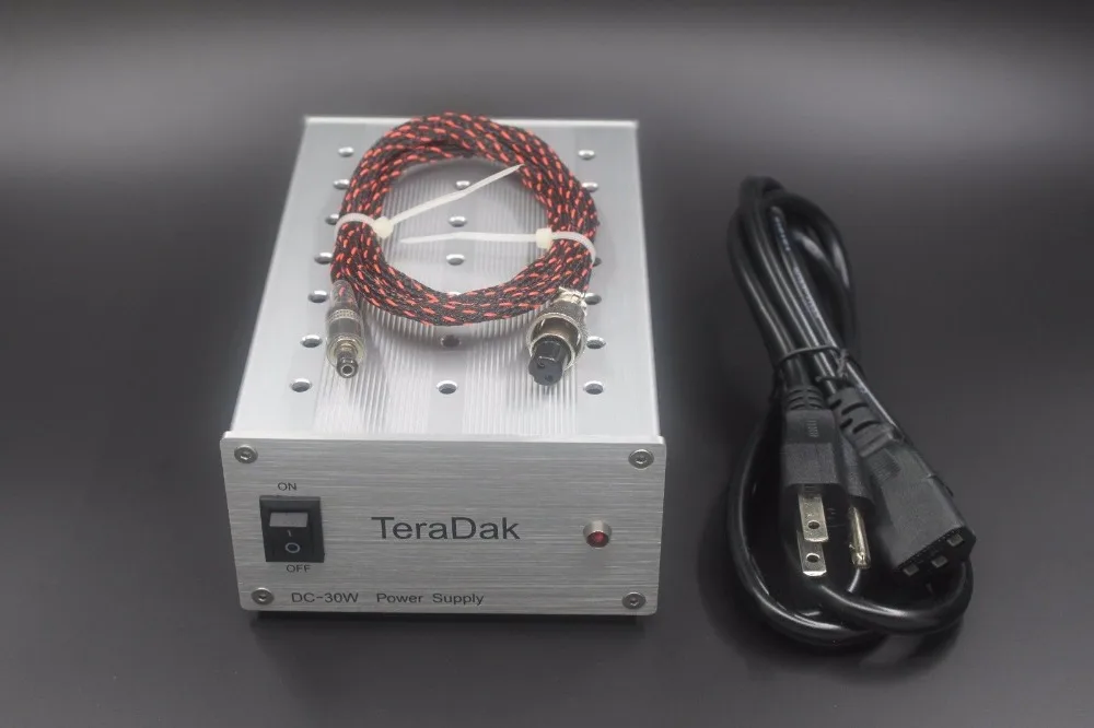 

TeraDak [Red Core] FPGA Bus with 12V dedicated linear power supply for digital turntable Player DC12V/1.5A DC9V/2A DC5V/3A