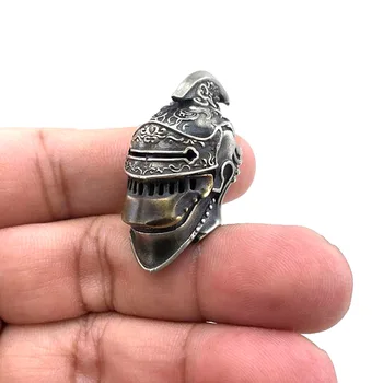 DIY כלים EDC לבן פליז רומי אביר קסדת גולגולת תליון סכין חרוזים שרוך תכשיטי אבזרים