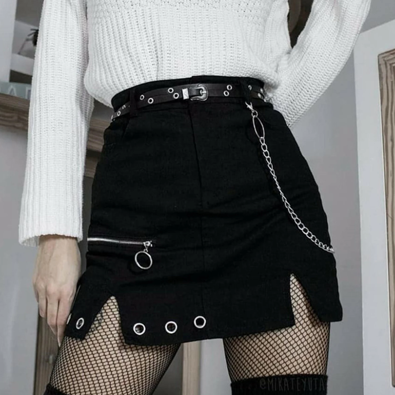 Heavy metal style short skirt woman Zipper Chain buckle decor solid color skirt Split hem lady high waist A-line short skirt