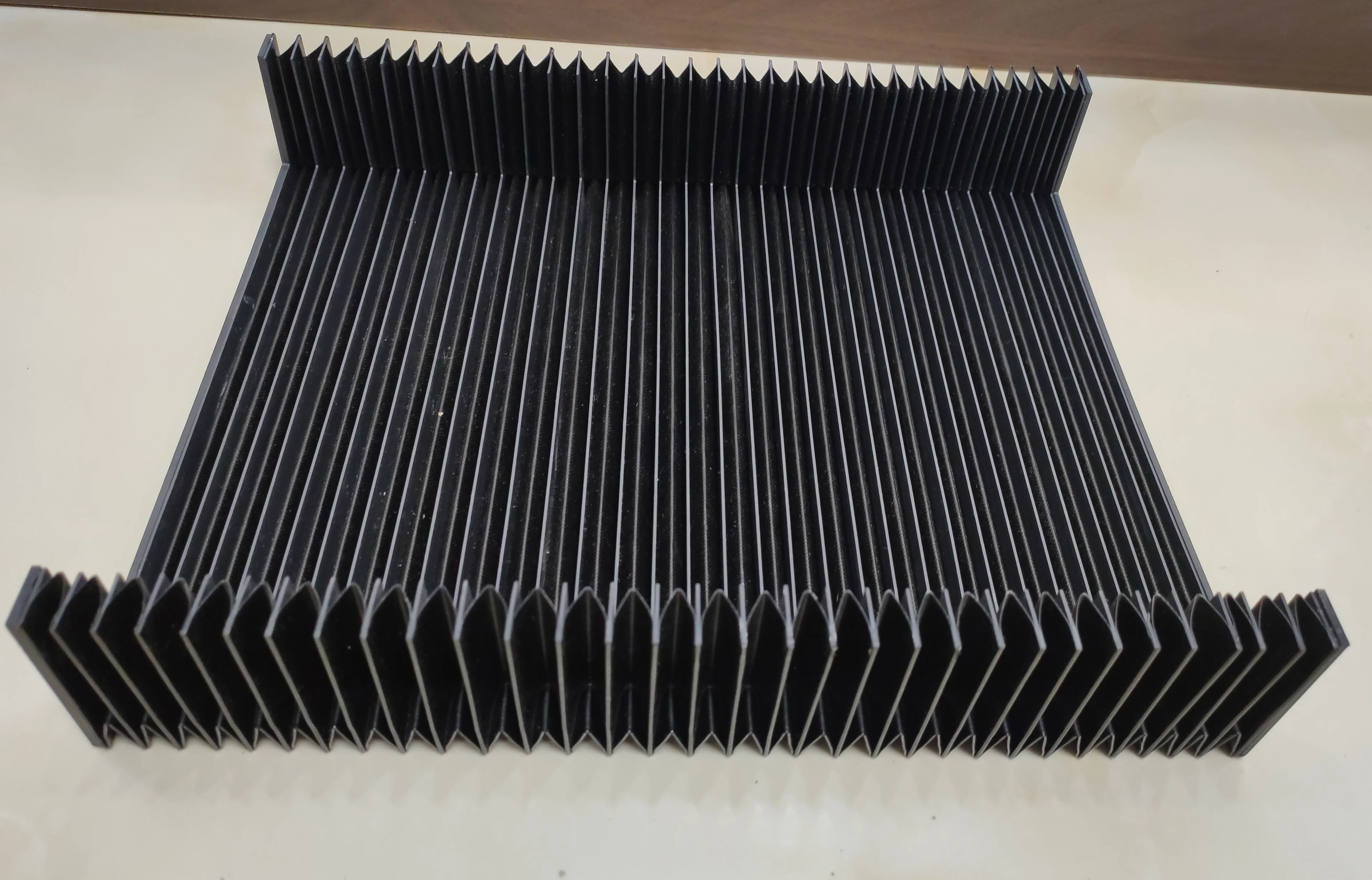 lather-u-shape-classic-protection-cover-240-mm-x-60-mm-x-lmax-700-mm-x-lmin-90-mm