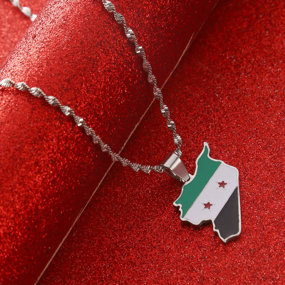 Stainless Steel Trendy Syria Map Flag Pendant Necklaces Syrians Map Women Necklace