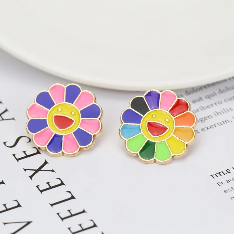 Sweet pin, seven-color sunflower series, drip brooch, student alloy clothing corsage jewelry, bag decoration badge