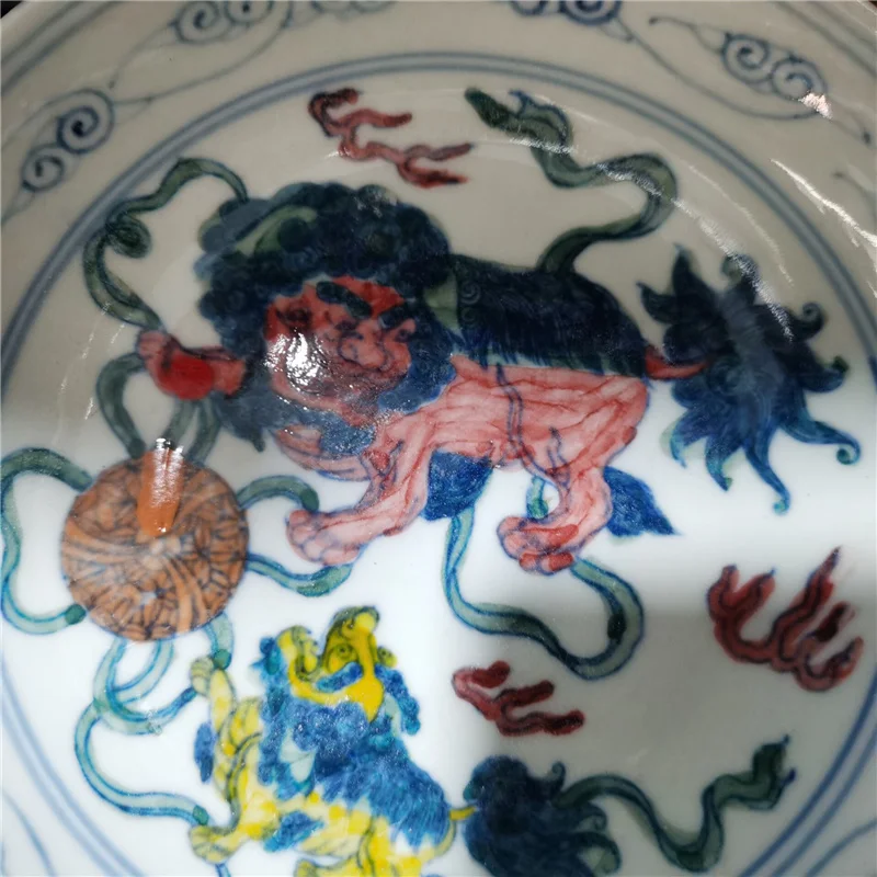 Chinese Old Porcelain Ji Blue Glaze Five Color Lion Pattern Plate