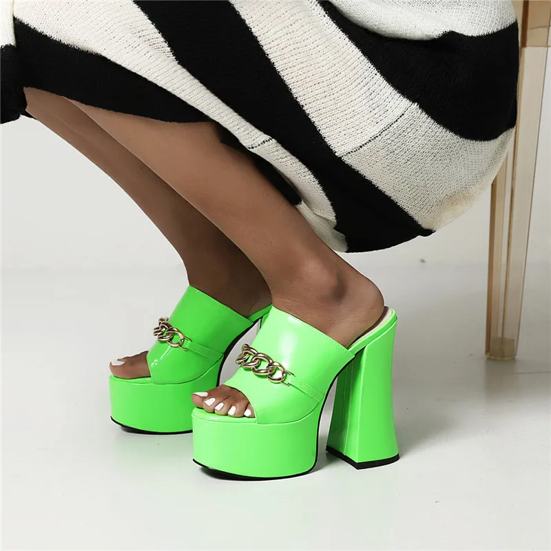 Asumer 2021 Summer Slippers New Sexy High Heels Platform Shoes Peep Toe Chain European Style Party Shoes Women Slippers Green