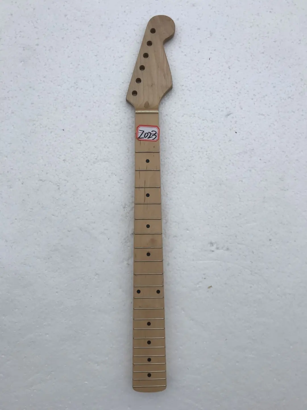 

DIY (Not New)Discount Electric Guitar without Hardwares In Stock Discount Z023