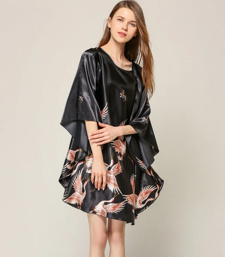 bath robe Sexy Satin Nightwear Loose Kaftan Bath Gown Nightdress Summer Sleepwear Wedding Night Dress robe xl Women Nightgown