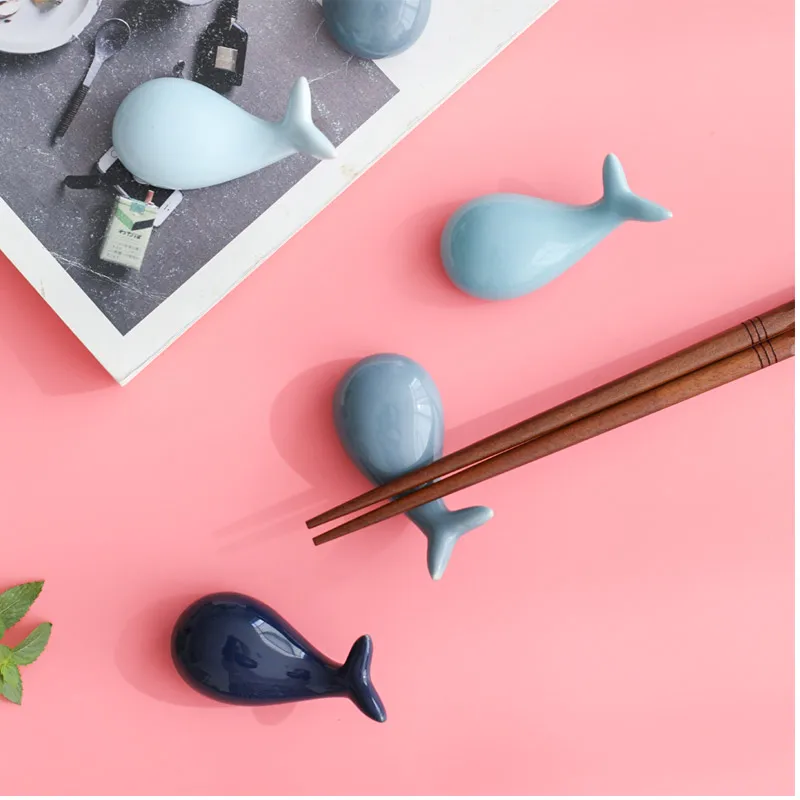 Cute Mini Whale Ceramic Chopstick Holder Home Hotel Kitchen Tableware Creative Dining Table Home Decoration Small Ornaments