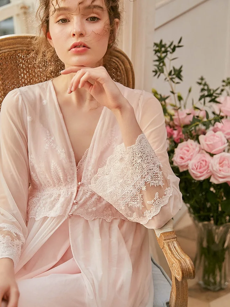 Spring Summer 2 Pieces Women\'s Robe Sets Long Sleeve Royal Roupas De Dormir Femininas White Embroidered Lace Sexy Sleepshirts